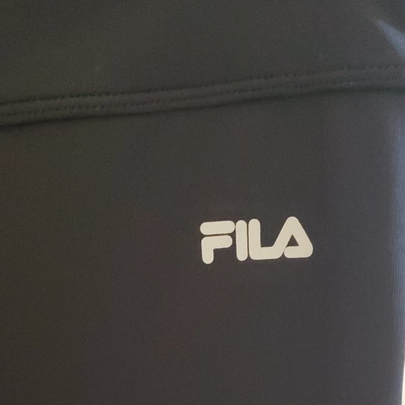 Fila Black Capris Leggings Size M - Picture 3 of 14